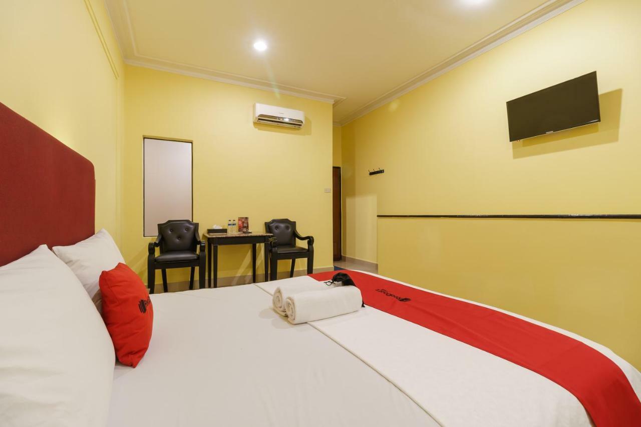 Reddoorz Plus Near Ancol Jakarta Exterior photo